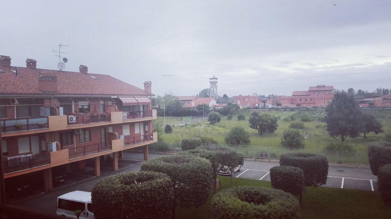 菲乌米奇诺Casa Del Loto公寓 外观 照片